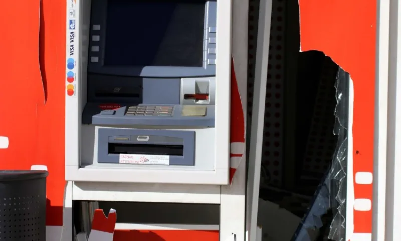 Bankomat pljacka