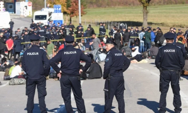 Policija usk