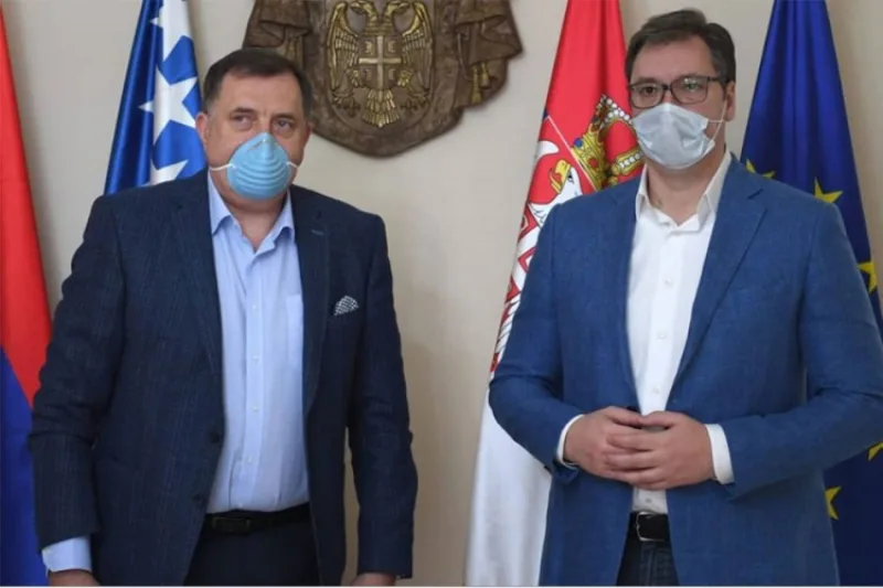 vucic dodik