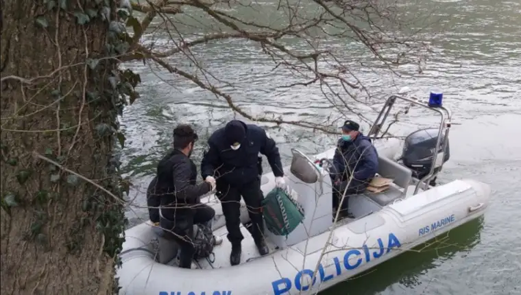 Migranti Una