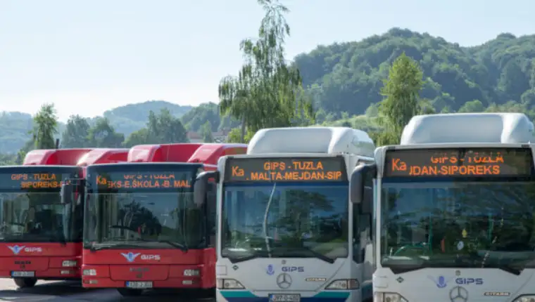 Tuzla autobusi