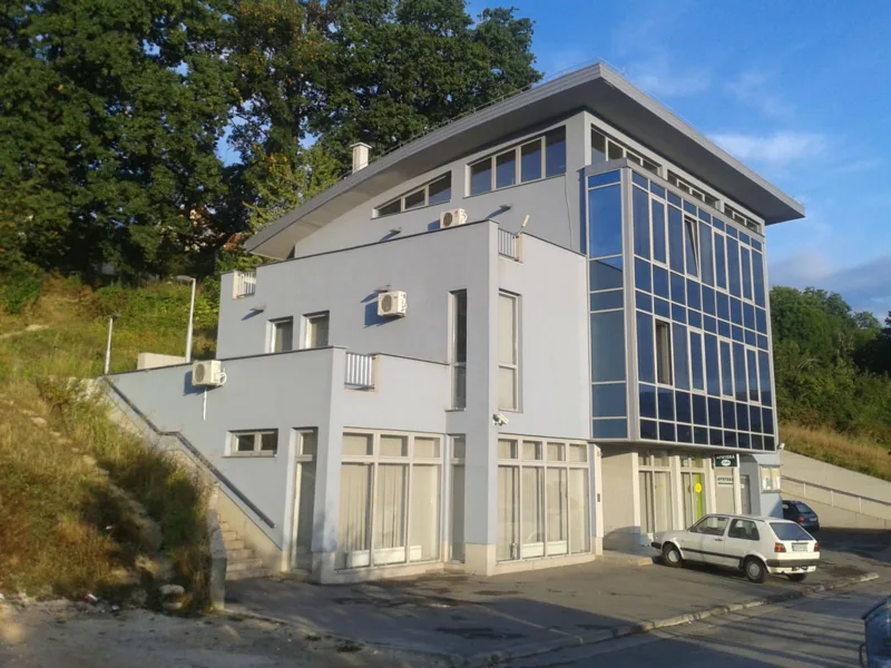 Amb2