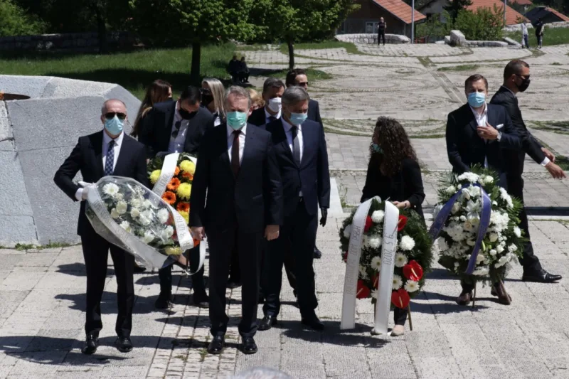 izetbegovic vraca