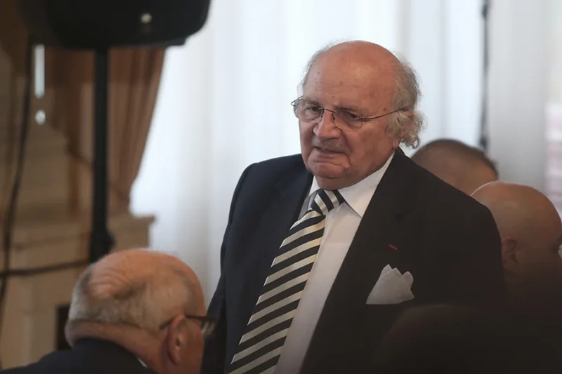 Jakob finci