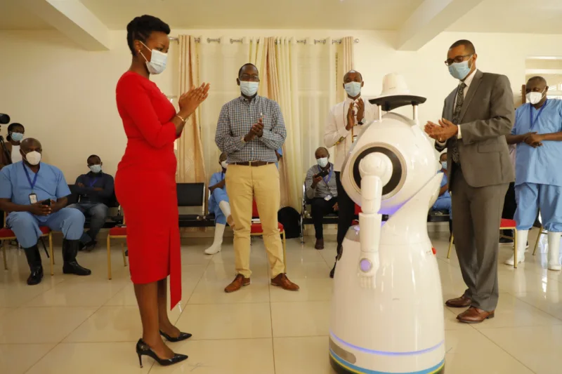 Ruanda robot1 scaled
