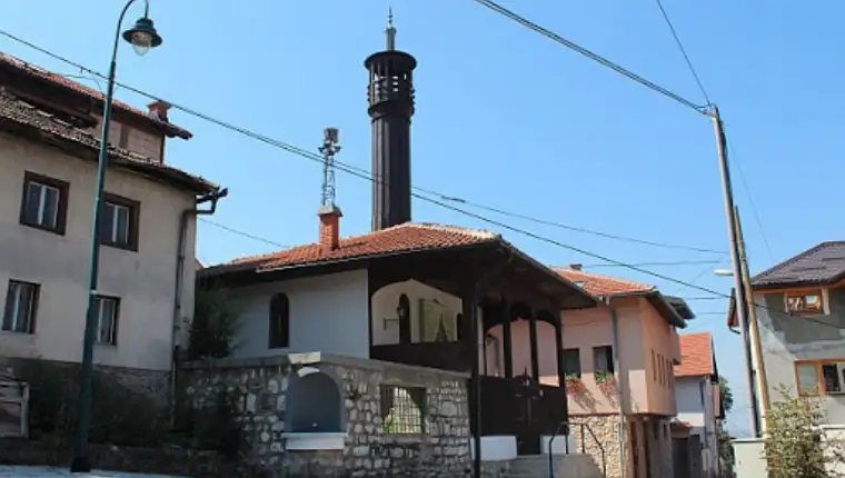 Dzamija