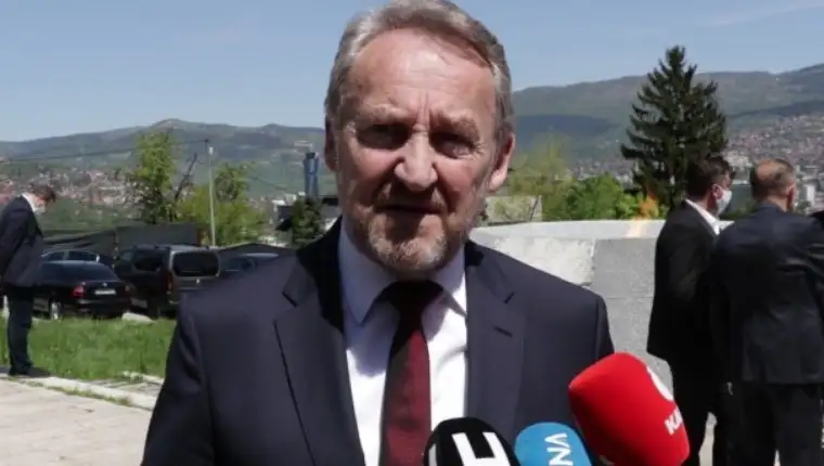 Bakir izetbegovic11