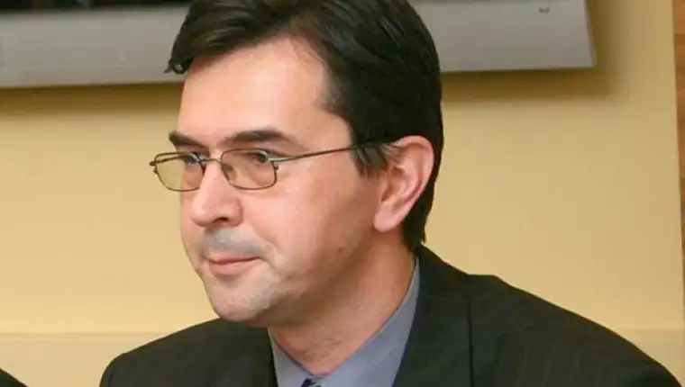 Mirnes ajanovic