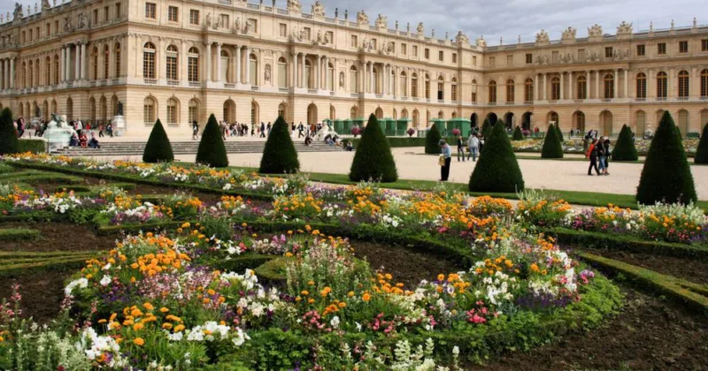 Versailles