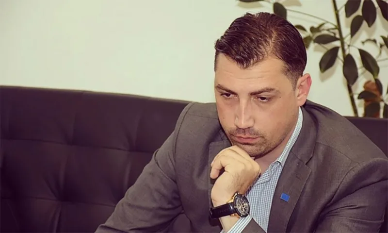 Haris Plakalo