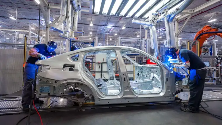 Bmw fabrika