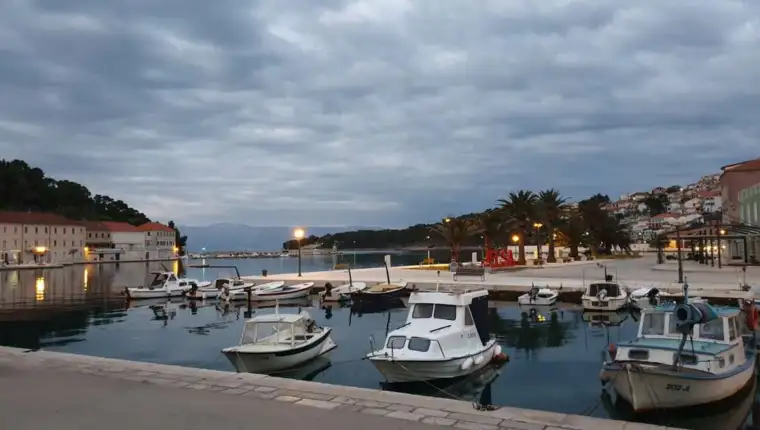 Hvar1