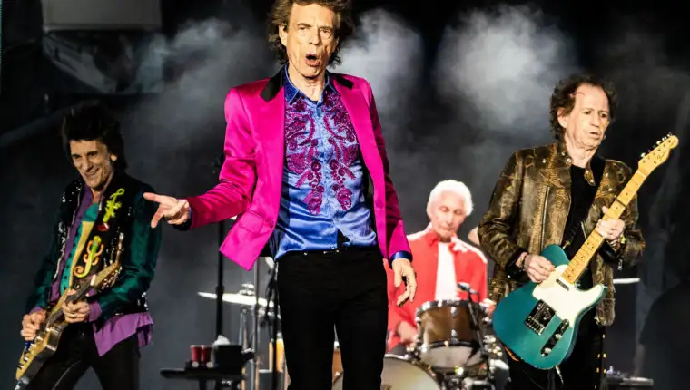 Rolling stones postpone tour