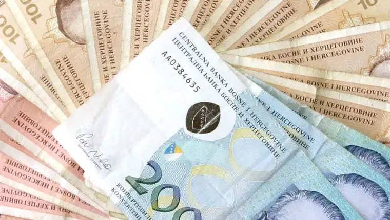 Novac marke pare