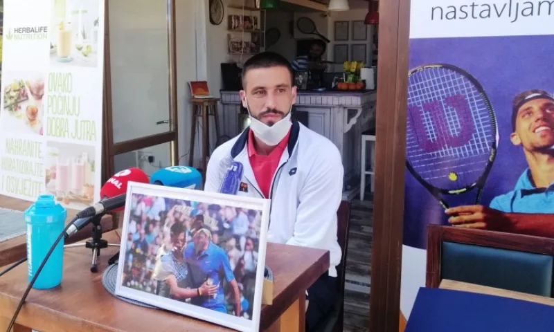 Damir Dzumhur