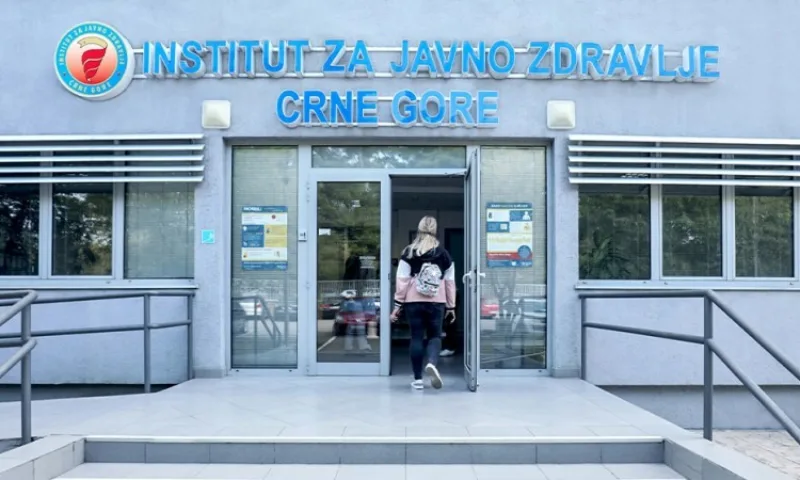 Crna gora korona