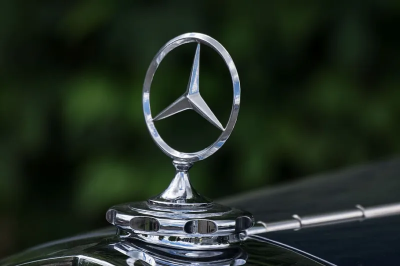 Mercedes znak