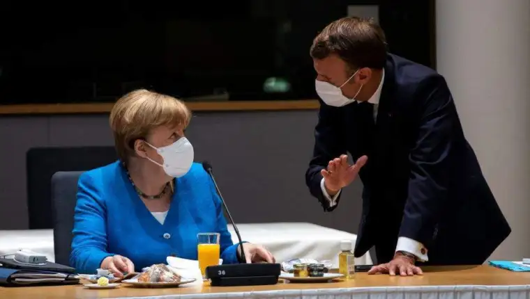 Merkel macron2