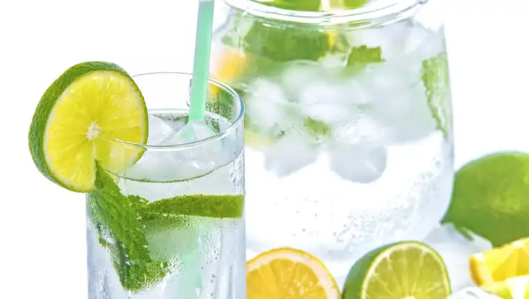 Mineral water 1532300 1280