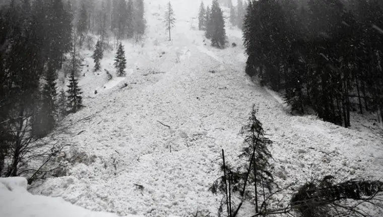 Tirol lavina
