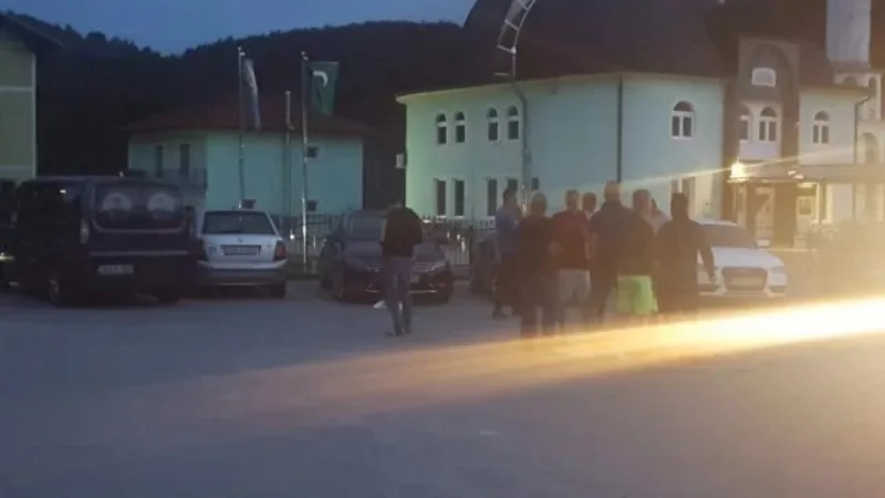 Kladusa migranti