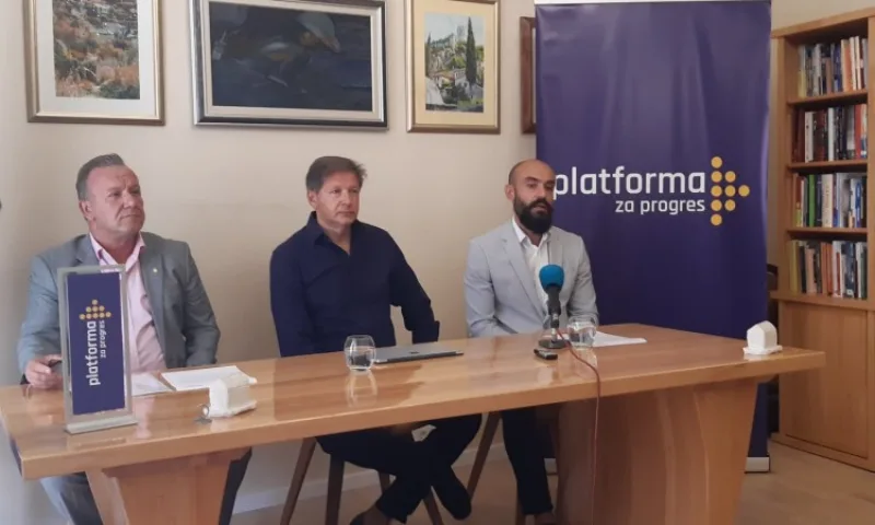 Platforma