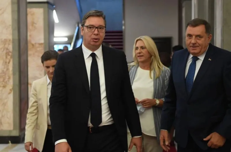 Vucic dodik