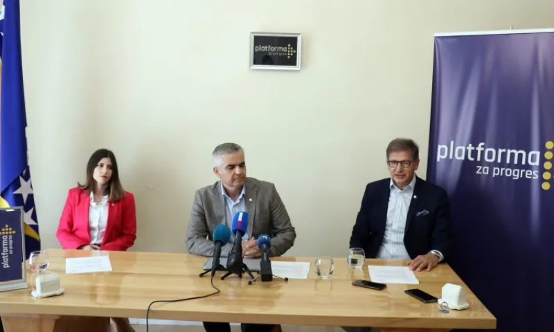 Platforma kandidati