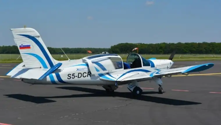 Avion slovenija