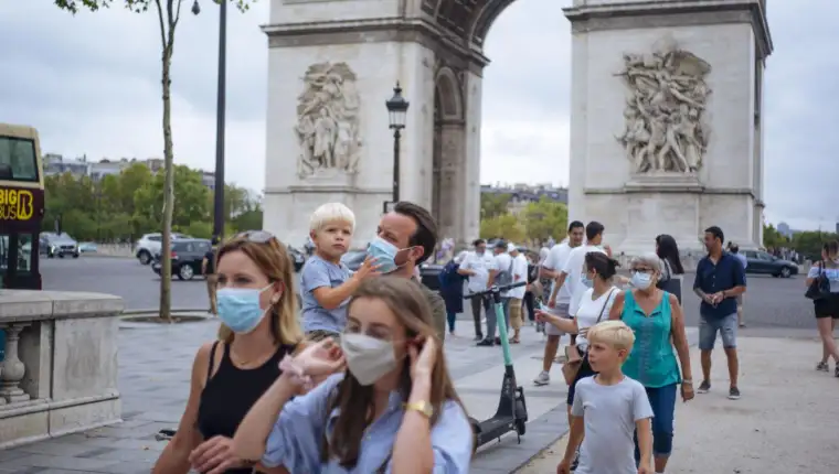 Paris maske