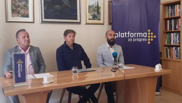 Platforma