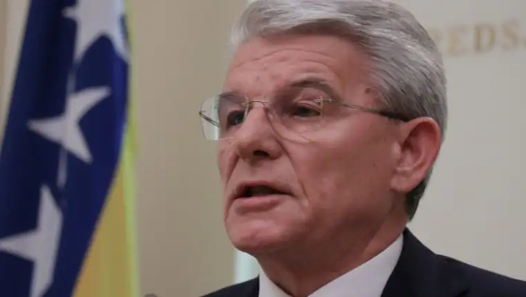 Sefik dzaferovic 0220 04