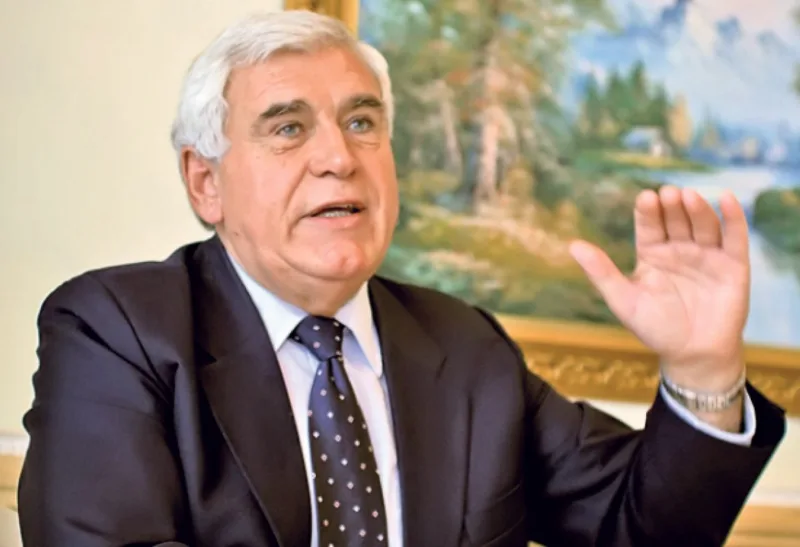 Azem vlasi