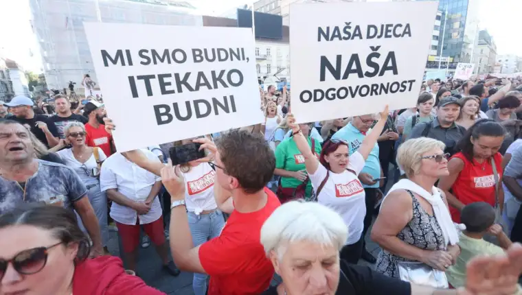 Protesti zagreb1