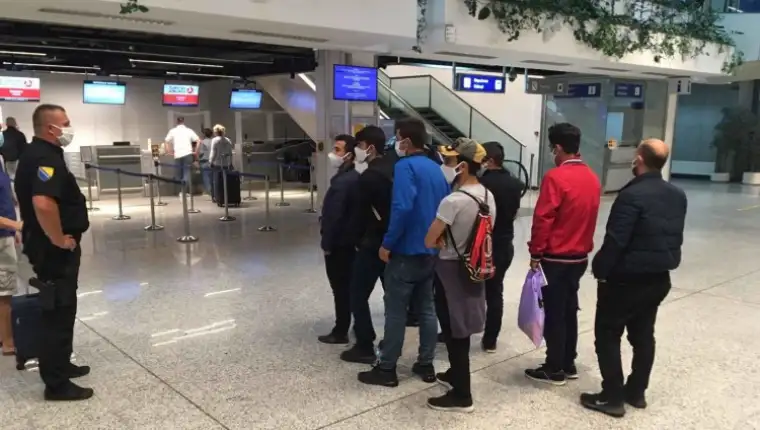 Migranti deportacija aerodrom 2