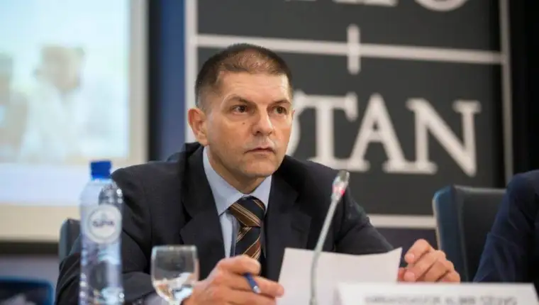 Almir dzuvo11