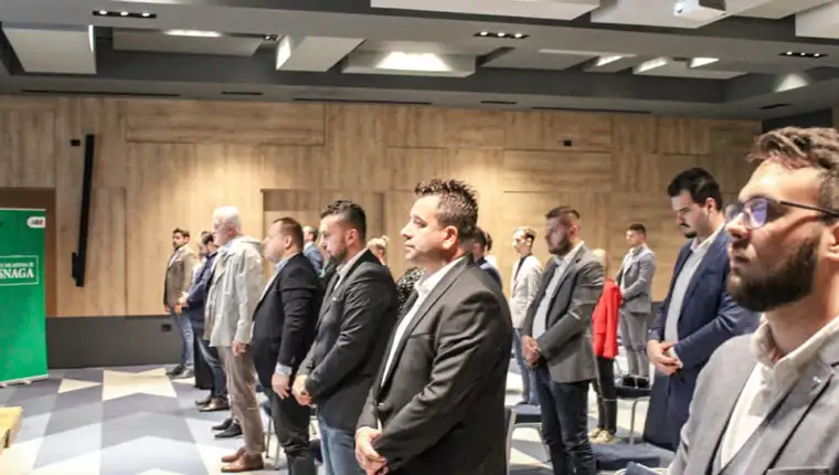 Mladi sda hadzici