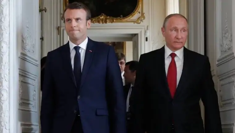 Makron putin