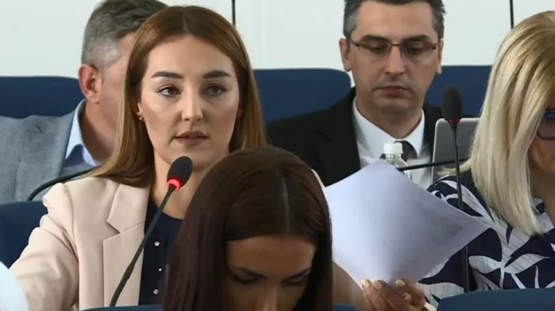 Neira dizdarevic
