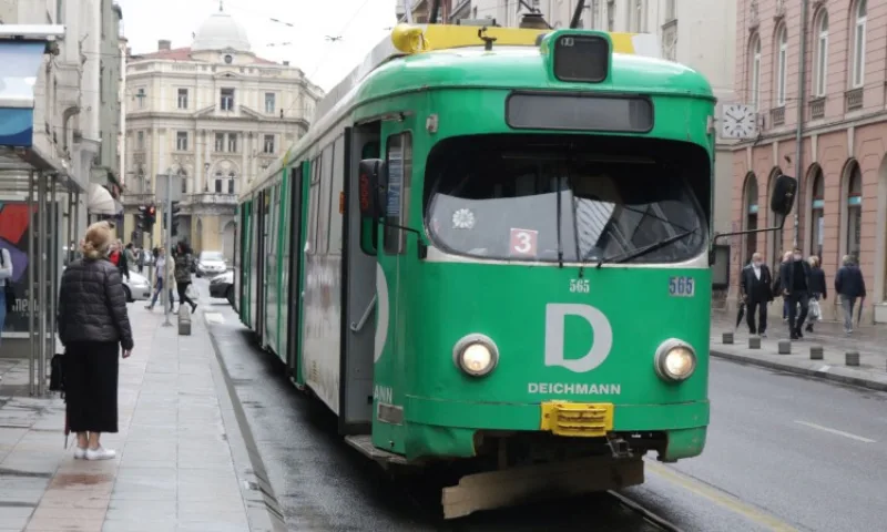 Tramvaj gras1