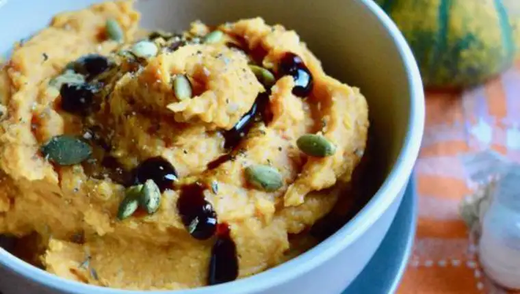 Humus bundeva