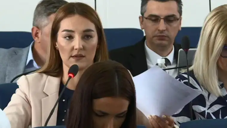 Neira dizdarevic