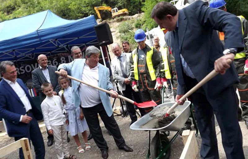 Mrsovo dodik rusi