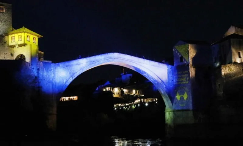 Stari most 25 novembar