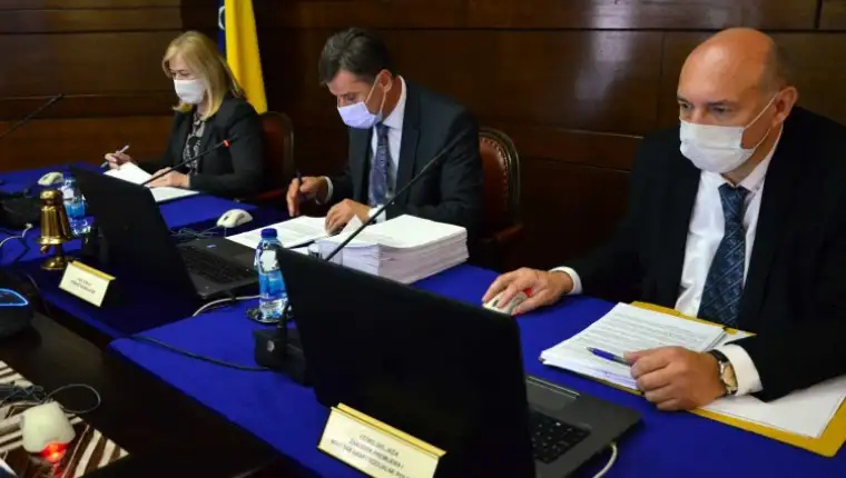 Vlada fbih14