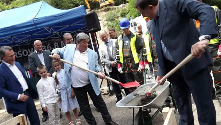 Mrsovo dodik rusi