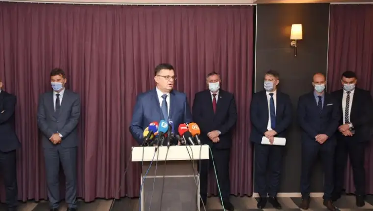 Zoran tegeltija