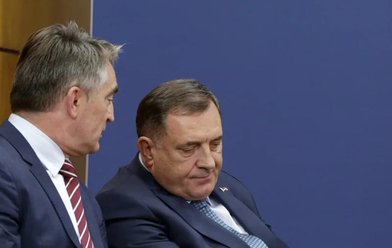 Komsic dodik