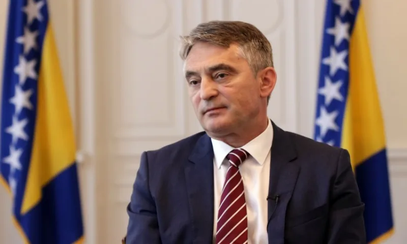 Komsic3