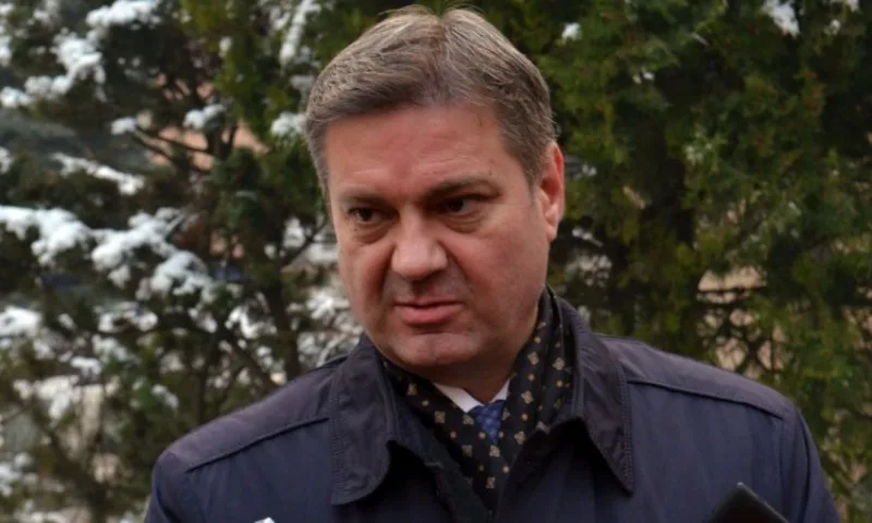 Denis zvizdic19